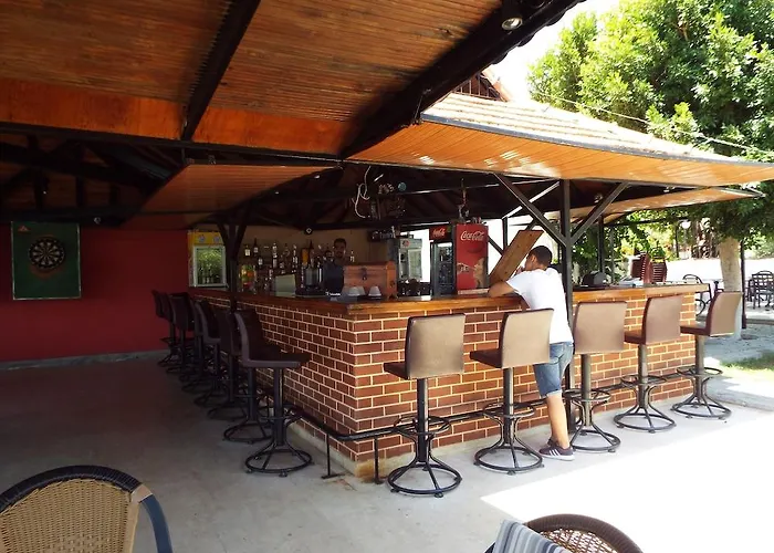 Area 3* Φετιγιέ